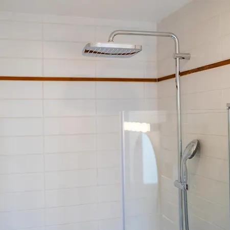 Apartamento Le Brad Pitt - Passy Tour Eiffel A Pied- 4 Personnes - Logement Entierement Climatise *