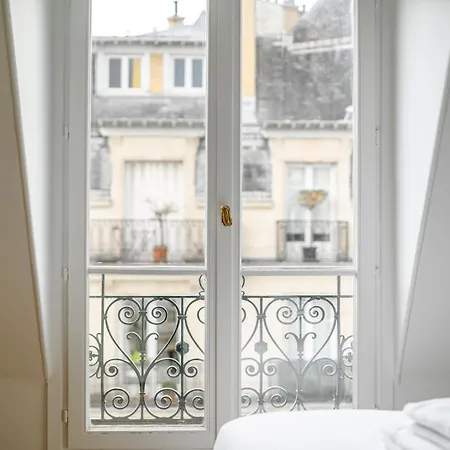 Apartamento Le Brad Pitt - Passy Tour Eiffel A Pied- 4 Personnes - Logement Entierement Climatise Paris