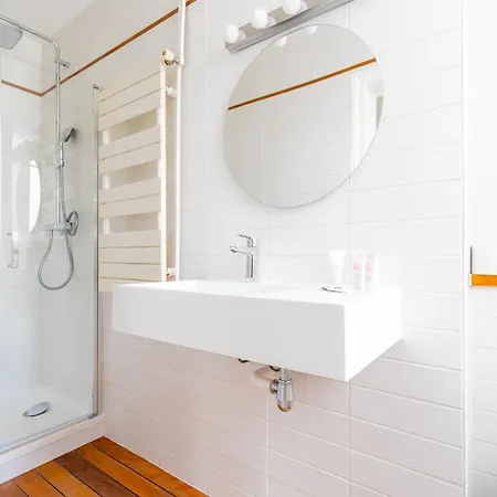 Apartamento Le Brad Pitt - Passy Tour Eiffel A Pied- 4 Personnes - Logement Entierement Climatise *