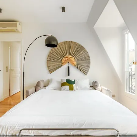 Le Brad Pitt - Passy Tour Eiffel A Pied- 4 Personnes - Logement Entierement Climatise