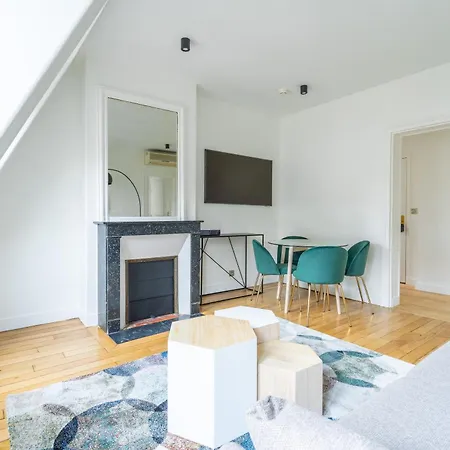 Apartamento Le Brad Pitt - Passy Tour Eiffel A Pied- 4 Personnes - Logement Entierement Climatise
