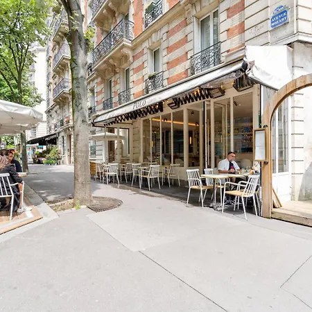 Le Brad Pitt - Passy Tour Eiffel A Pied- 4 Personnes - Logement Entierement Climatise Apartamento Paris
